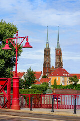 Obraz premium View from the bridge to the Cathedral of St John the Baptis in Wroclaw