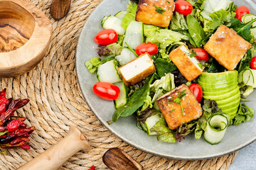 Salad with fresh vegetables and tofu.