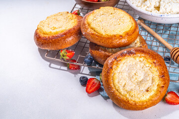Sweet cottage cheese buns vatrushka