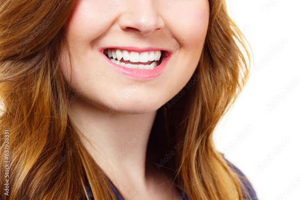 Poster Smiling woman with long healthy brown hair