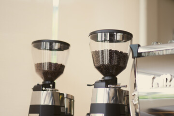 If you want to enjoy a delicious cup of coffee, you need to use a special coffee grinder to grind the beans fresh. This will ensure that your coffee has the best flavor possible.