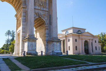 Fototapeta na wymiar Arch Milan