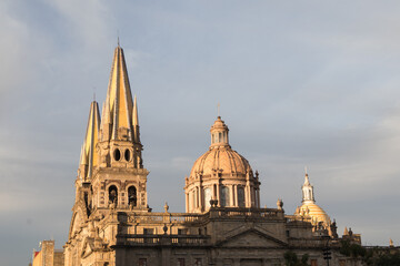 Fototapeta na wymiar guadalajara's cathedral