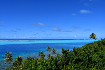 Fototapeta na wymiar Panorama de Tefarerii | Blue Lagoon | Huahine | French Polynesia