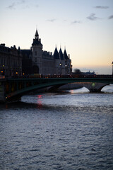 Fototapeta premium Dusk in Paris,Seine River,