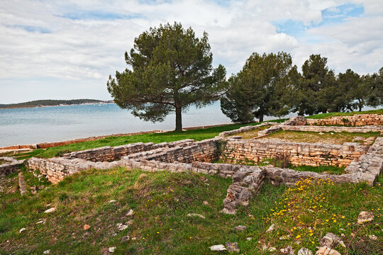 Medulin, Istria, Croatia: archaeological site on the seashore
