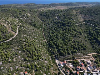 Vis Island, Italian Lissa, island of Croatia in the Adriatic Sea. It is the outermost major island...