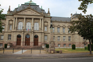 Fototapeta na wymiar stone hall (court of appeals) in colmar in alsace (france)