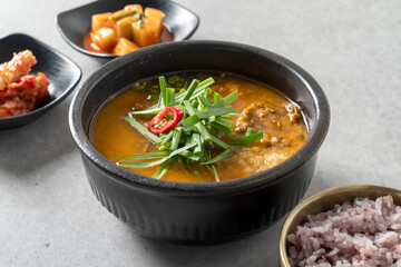 Korean food dish Pungcheon Fresh Water Eel Grilled Eel Soup Eel Seasoned Seaweed Jjolmyeon
