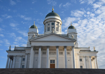 Fototapeta na wymiar The Lutheran Cathedral at Helsinki at sunrise