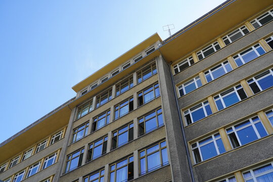 Haus 1 des ehemaligen Ministeriums f&uuml;r Staatssicherheit (MfS) in Lichtenberg in Berlin am 23.08.2023