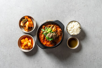 Pork rib hangover soup, marketplace rice soup, boneless bone hangover soup, gamjatang, ripe kimchi gamjatang, spicy bone stew, and soy sauce bone stew
