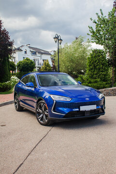 car on the road Seres SF5
