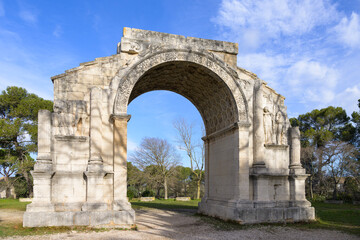 Fototapeta na wymiar The Triumphal Arch in Saint Remy de Provence