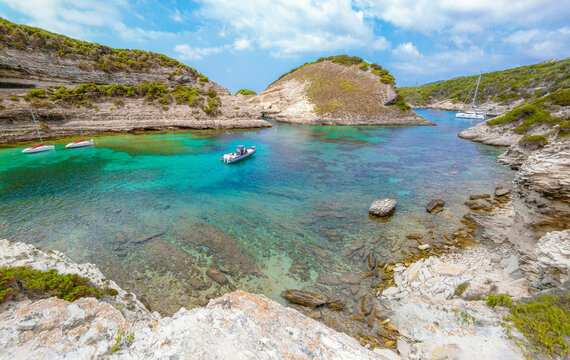 Bonifacio (Corse, France) - Corsica is a big french island in Mediterranean, beside Italy. Here the town of Bonifacio with plages Fazzio, Saint Antoine, Santa Giulia; phare Pertusatu and Madonenetta