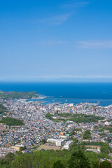 Fototapeta na wymiar 【縦写真】小樽天狗山から見た小樽の風景