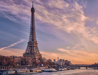 Poster Im Rahmen Eiffel Tower at Sunset © Jared