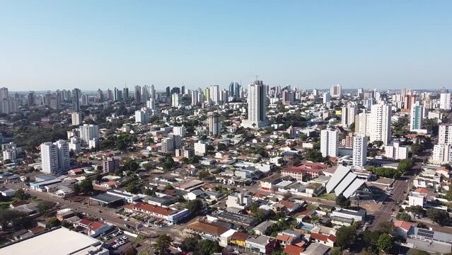 A&Eacute;REA CASCAVEL PR INDO PARA O CENTRO 