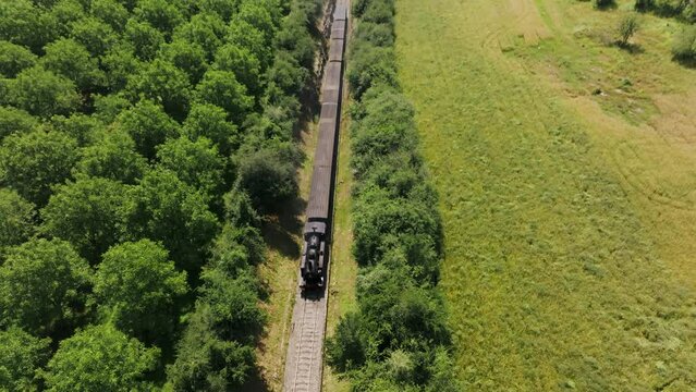 Drone tracking of a steam locomotive, Martel in Lot, France