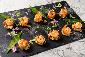 shrimps canape