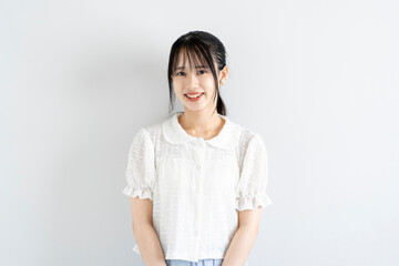 若い爽やかな女性