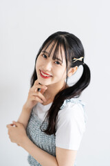 若くて爽やかな女性