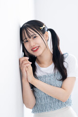 若くて爽やかな女性