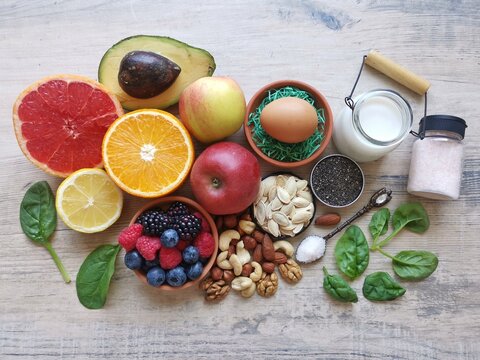 Foods for healthy thyroid. Variety of natural healing foods that nourish the thyroid gland. Assortment of natural products to boost thyroid health. Concept of diet, super food for thyroid health.