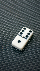 Ficha uno y seis de domino