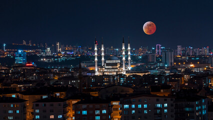 Fototapeta premium Ankara Kocatepe Camii mosque and moon night view with long exposure 