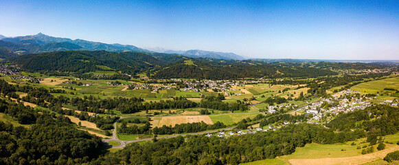 Fototapeta na wymiar Panorama vallée de l'adour