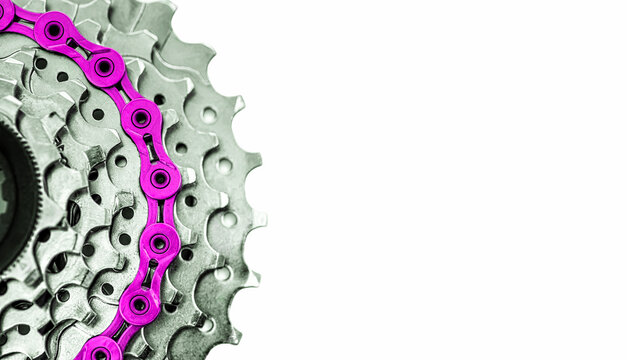 bicycle chain on MTB cassette