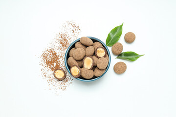 Fototapeta na wymiar Tasty and sweet food - almonds in chocolate