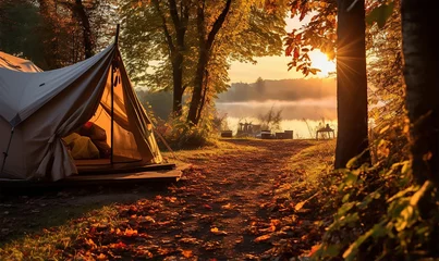 Foto op Plexiglas Kamperen Sunrise at a camping site during autumn