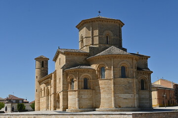 Fototapeta na wymiar Iglesia San Martín de Tours, Frómista, Palencia