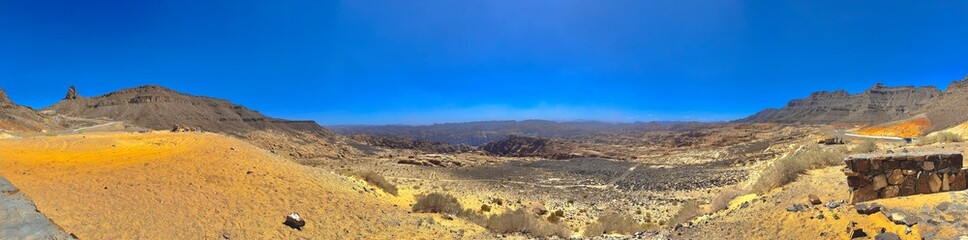 Fototapeta na wymiar Panorama of the desert mountains