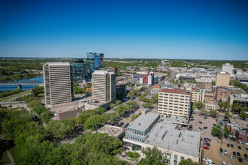 Obraz premium Urban Heartbeat: Downtown Saskatoon, Saskatchewan Skyline