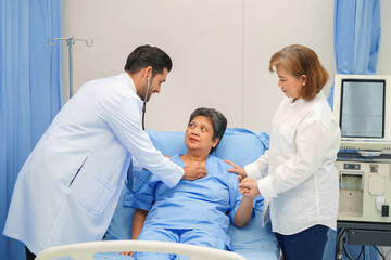 doctor examines the health of the elderly in the hospital.