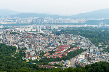 Fototapeta na wymiar street view of seoul city, south korea