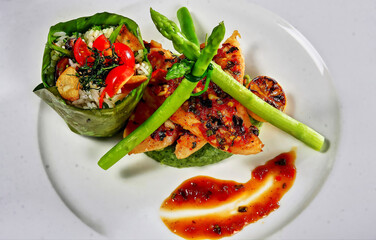 Baked fish with asparagus