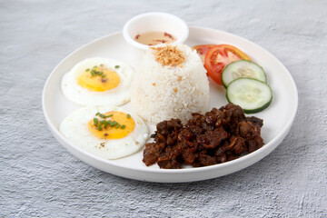 Freshly cooked Filipino food called Tapsilog