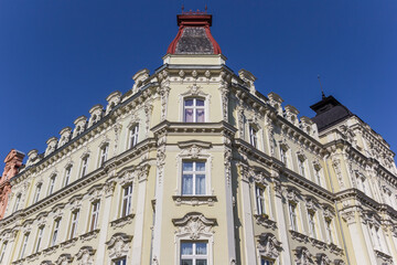 Obraz premium Richly decorated corner tower of an apartment building in Karlovy Vary