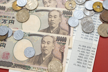 現金 通帳 お金 預金 家計簿 節約 お札
