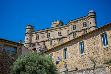 Fototapeta na wymiar Le Château du Barroux en Provence