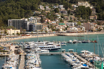 Fototapeta na wymiar Sóller Hafen, Mallorca