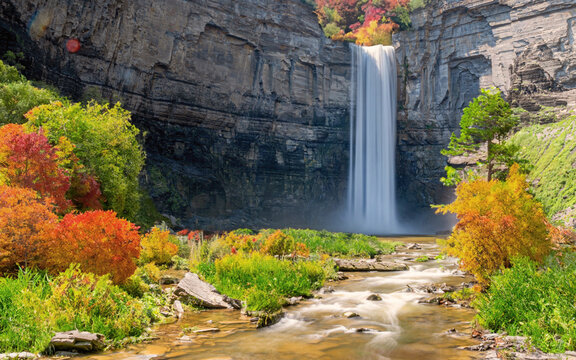 Waterfalls at Taughannock Park in autumn season, Ithaca, NY	