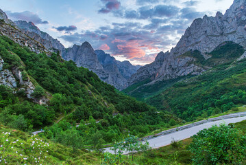 Fototapeta na wymiar Winding road to reach the town of Sotres, in the council of Cabrales, Picos de Europa, Asturias.