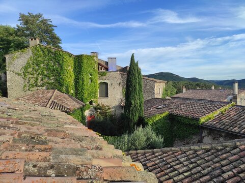 Dr&ocirc;me, vieux village proven&ccedil;al