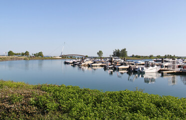 Fototapeta na wymiar Lake of Der Chantecoq harbor Giffaumont - Champaubert Champagne Grand Est France