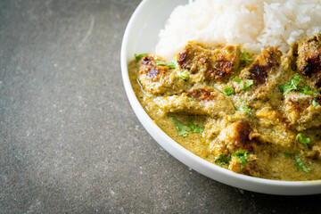Afghani chicken in green curry or Hariyali tikka chicken hara masala with rice
